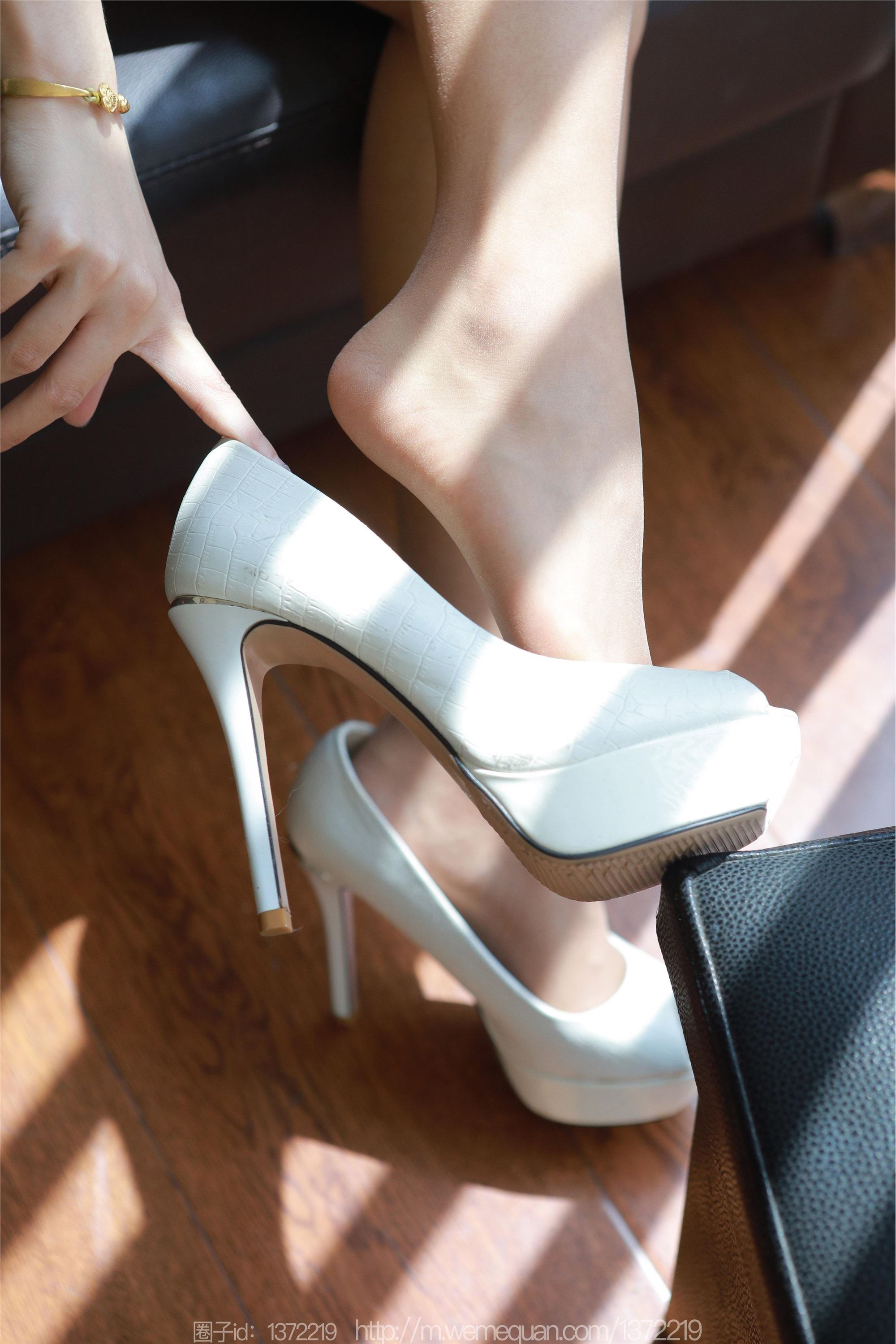 IESS异思趣向  2023.09.24 丝享家 1541 婉萍《柔情似水》